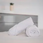 Gandhi By United Renters トレビエハ