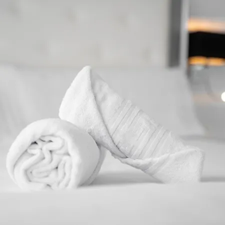 Gandhi By United Renters * טורבייחה