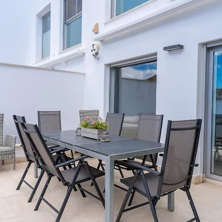 בית נופש Gandhi By United Renters