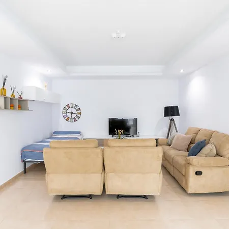 Сasa de vacaciones Gandhi By United Renters *