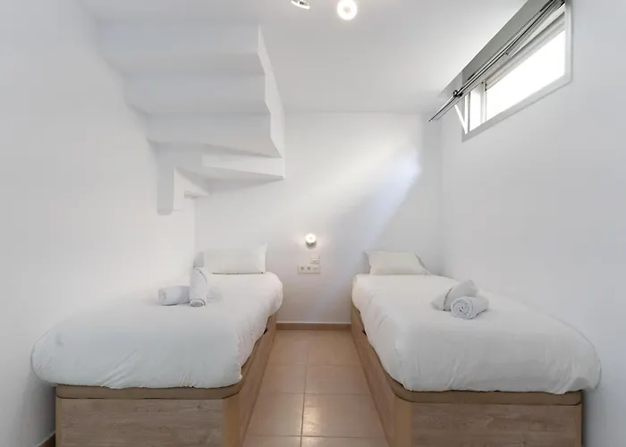 Gandhi By United Renters Torrevieja