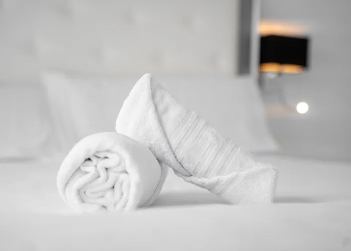 Gandhi By United Renters * 또레비에하